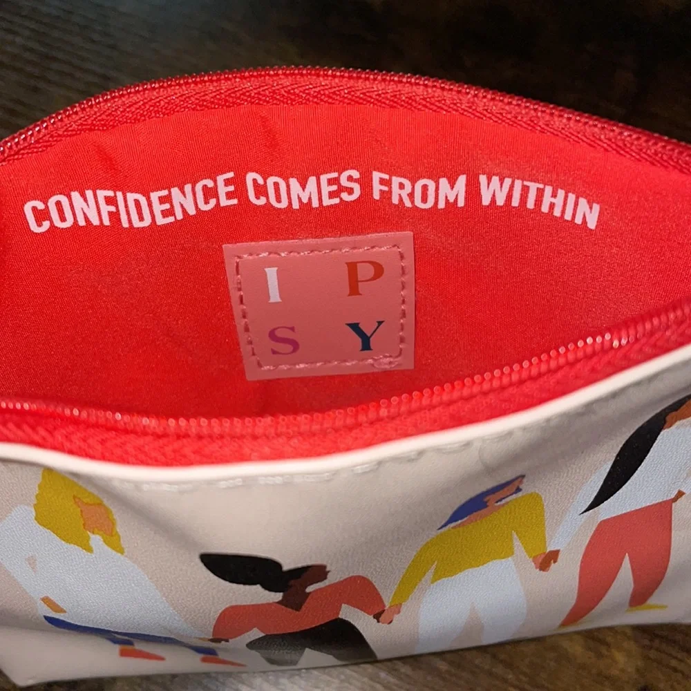 Ipsy Cosmetic Case * 7